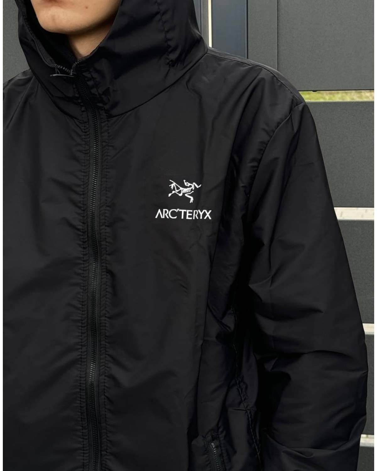 Вітрівка Arcteryx Gore-Tex чорна