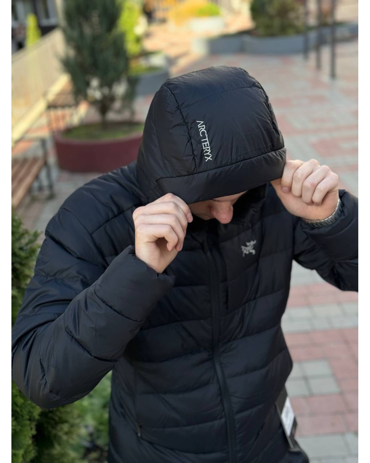 Пуховик Arcteryx Thorium Hoody чорний