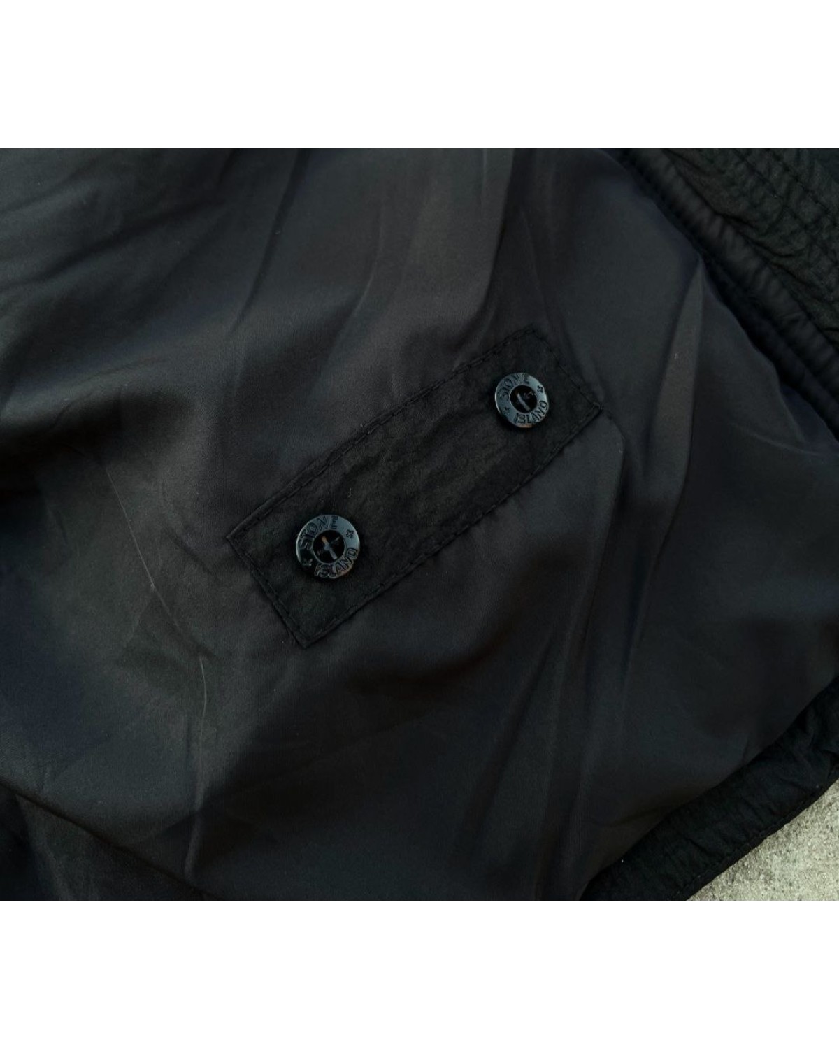 Куртка Stone Island Nylon Metal Tyvek Shield чорна