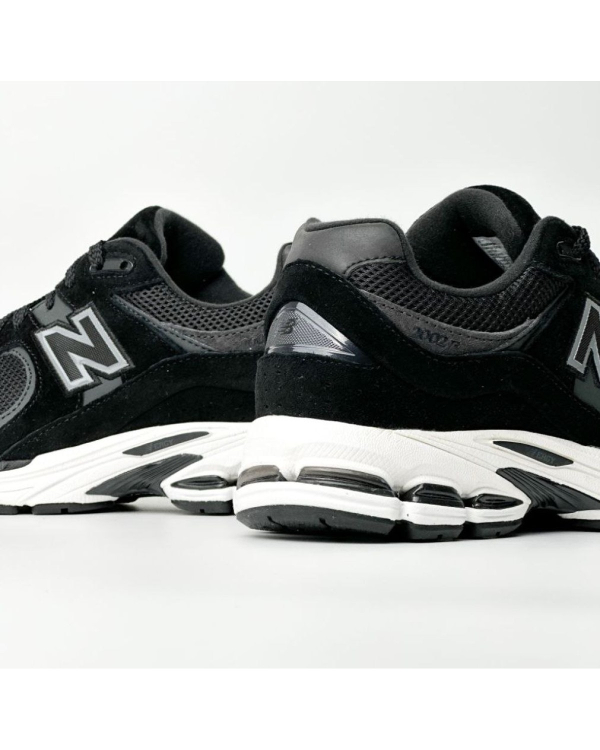 Кросівки New Balance 2002R Black