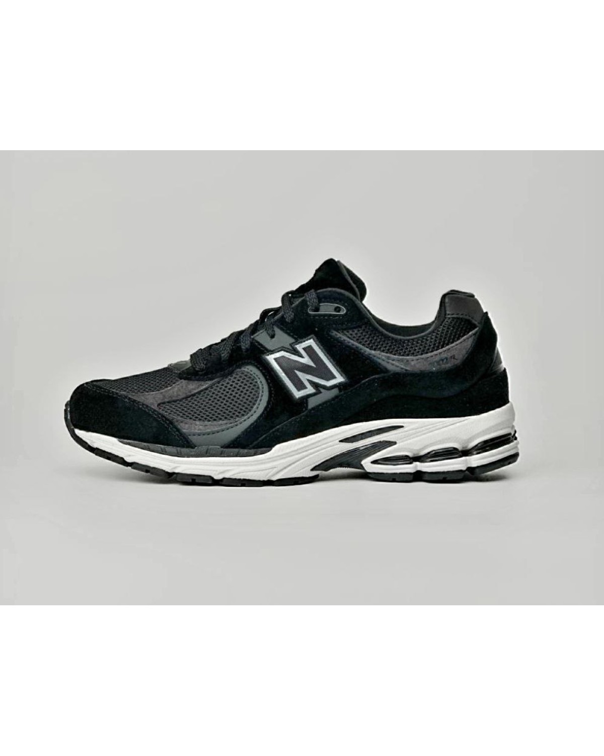 Кросівки New Balance 2002R Black