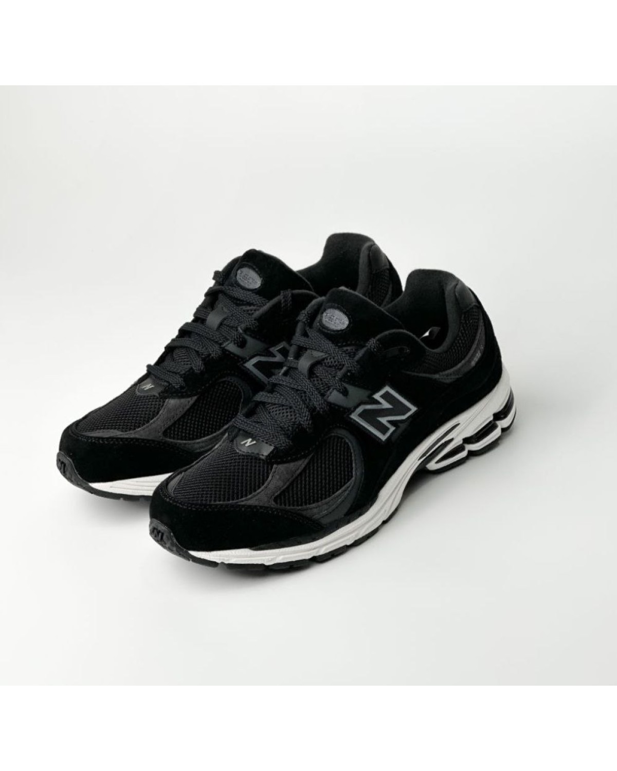 Кросівки New Balance 2002R Black
