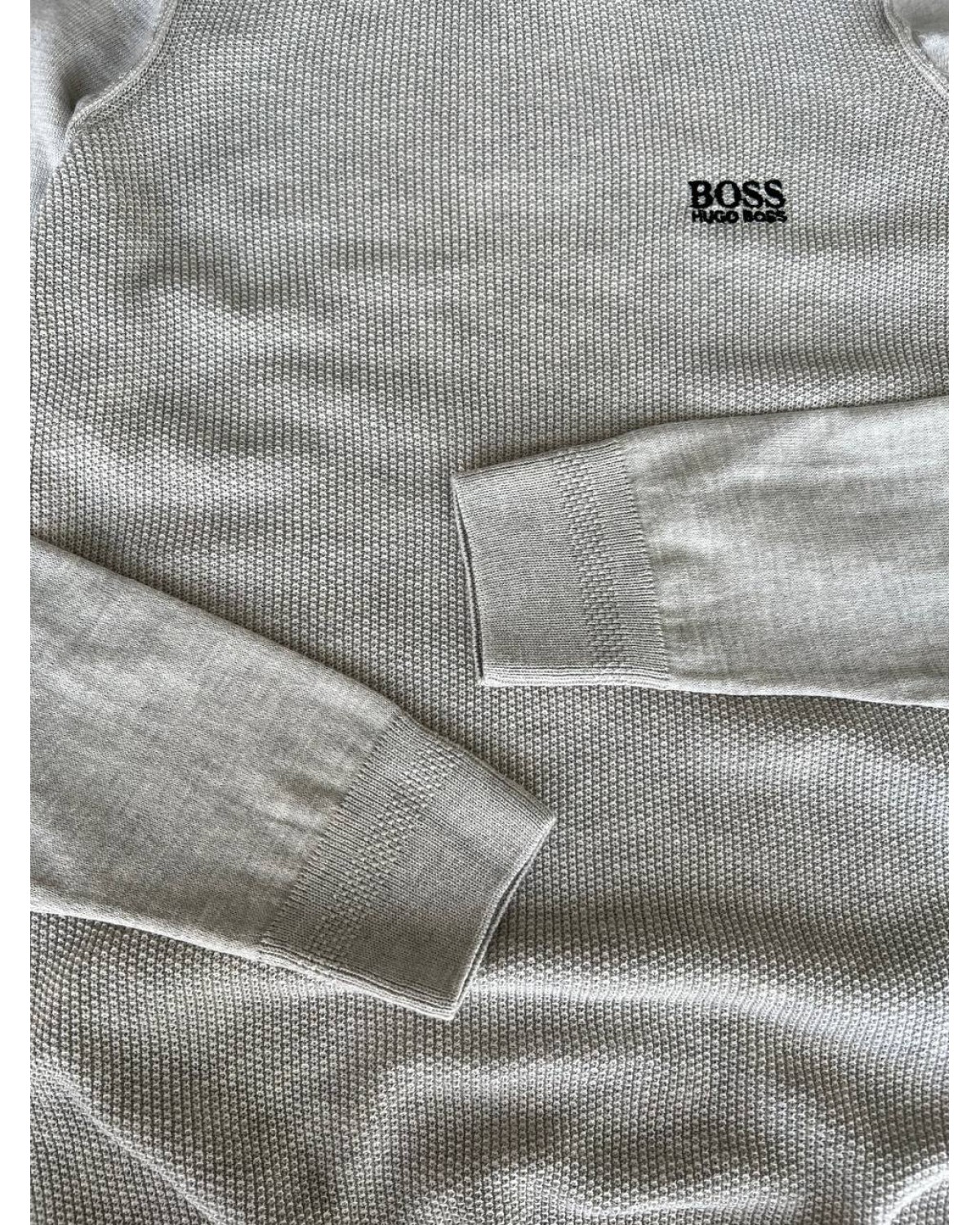 Светр Hugo Boss білий