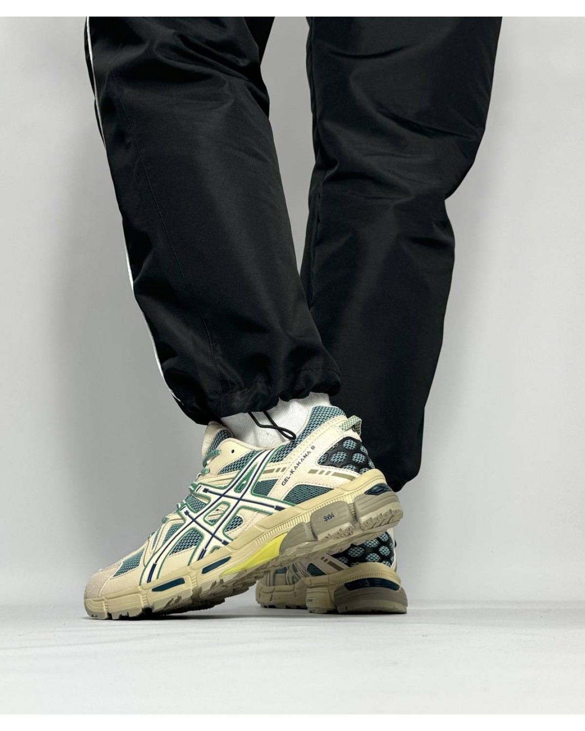 Asics Gel-Kahana 8 Beige/Green