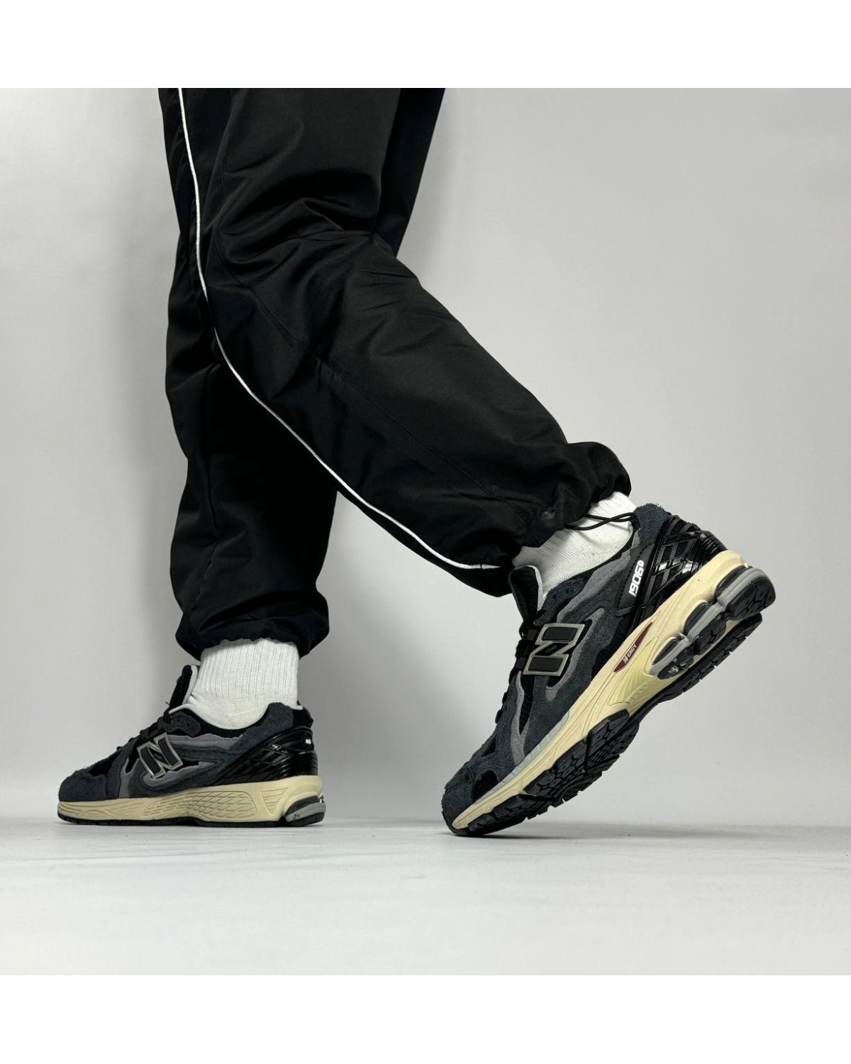 New Balance 1906D Protection Pack Black Grey