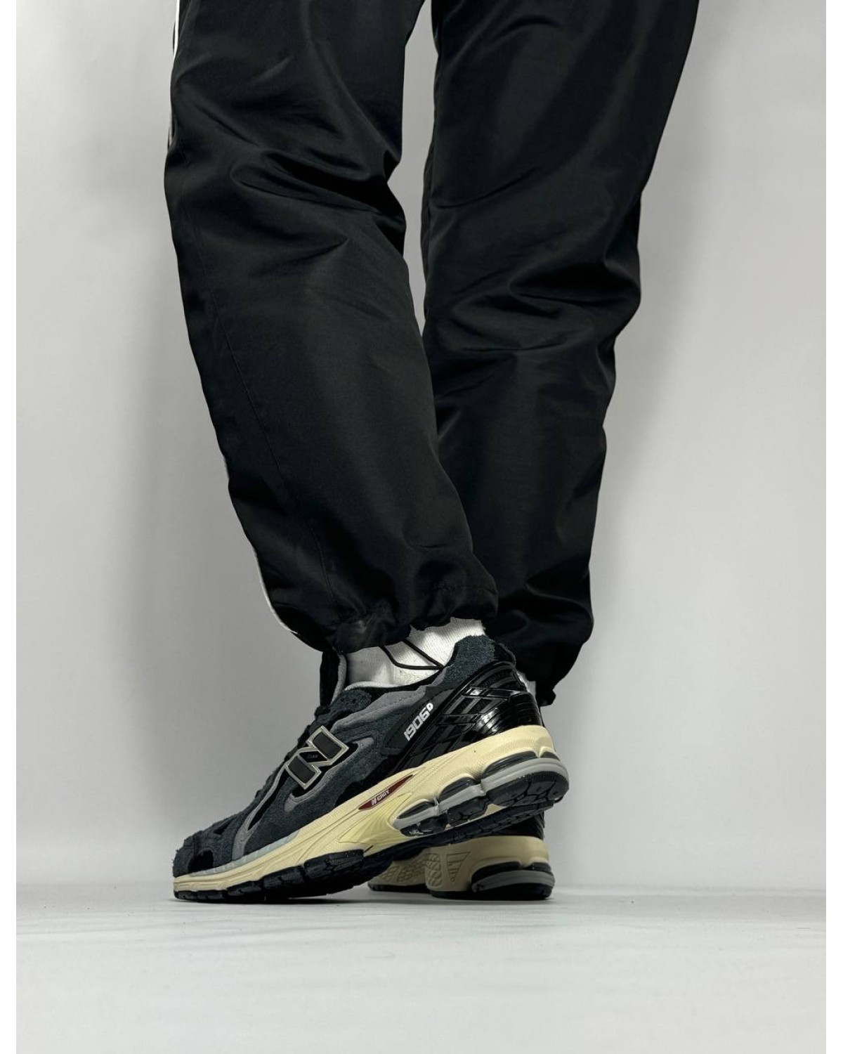 New Balance 1906D Protection Pack Black Grey