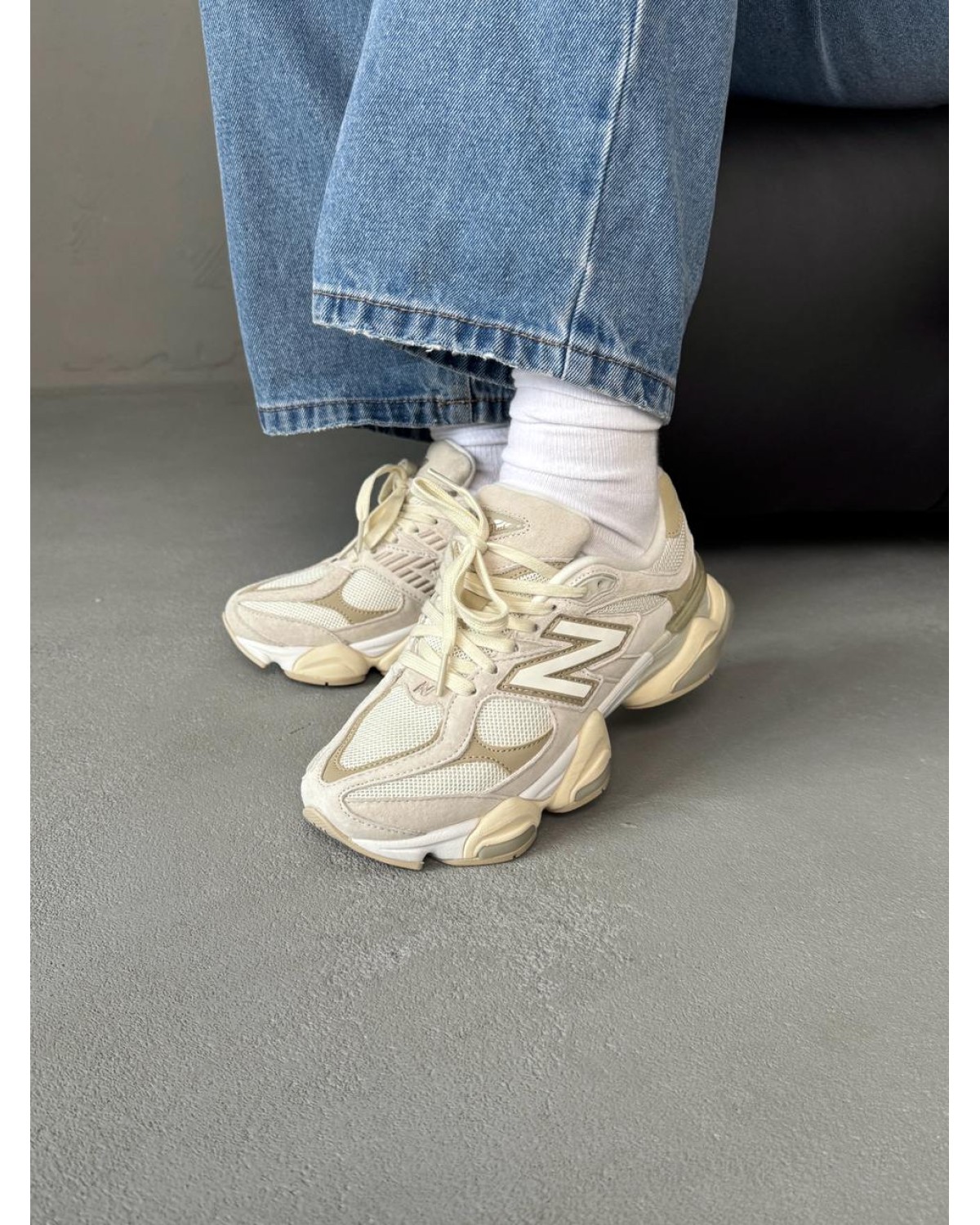 New Balance 9060 Light Beige