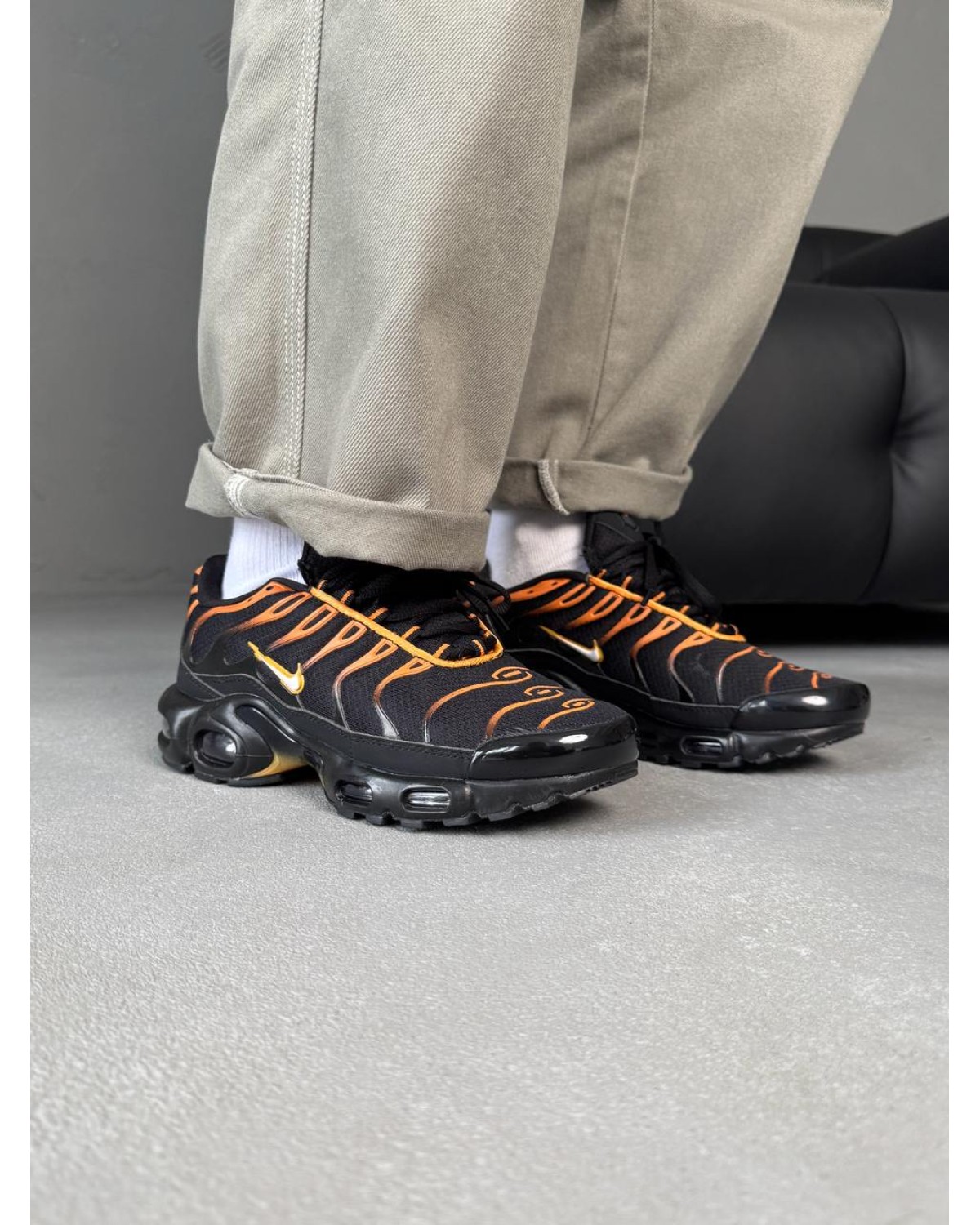 Nike Air Max TN Plus Black/Orange