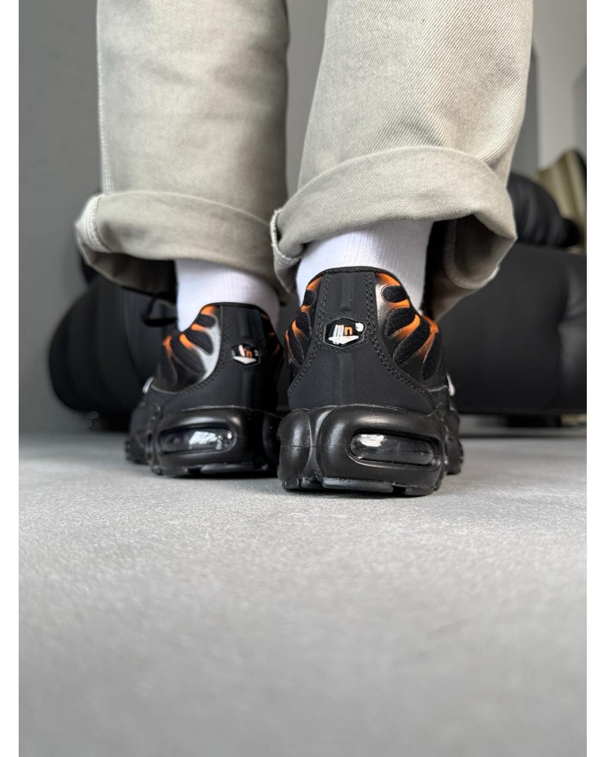 Nike Air Max TN Plus Black/Orange