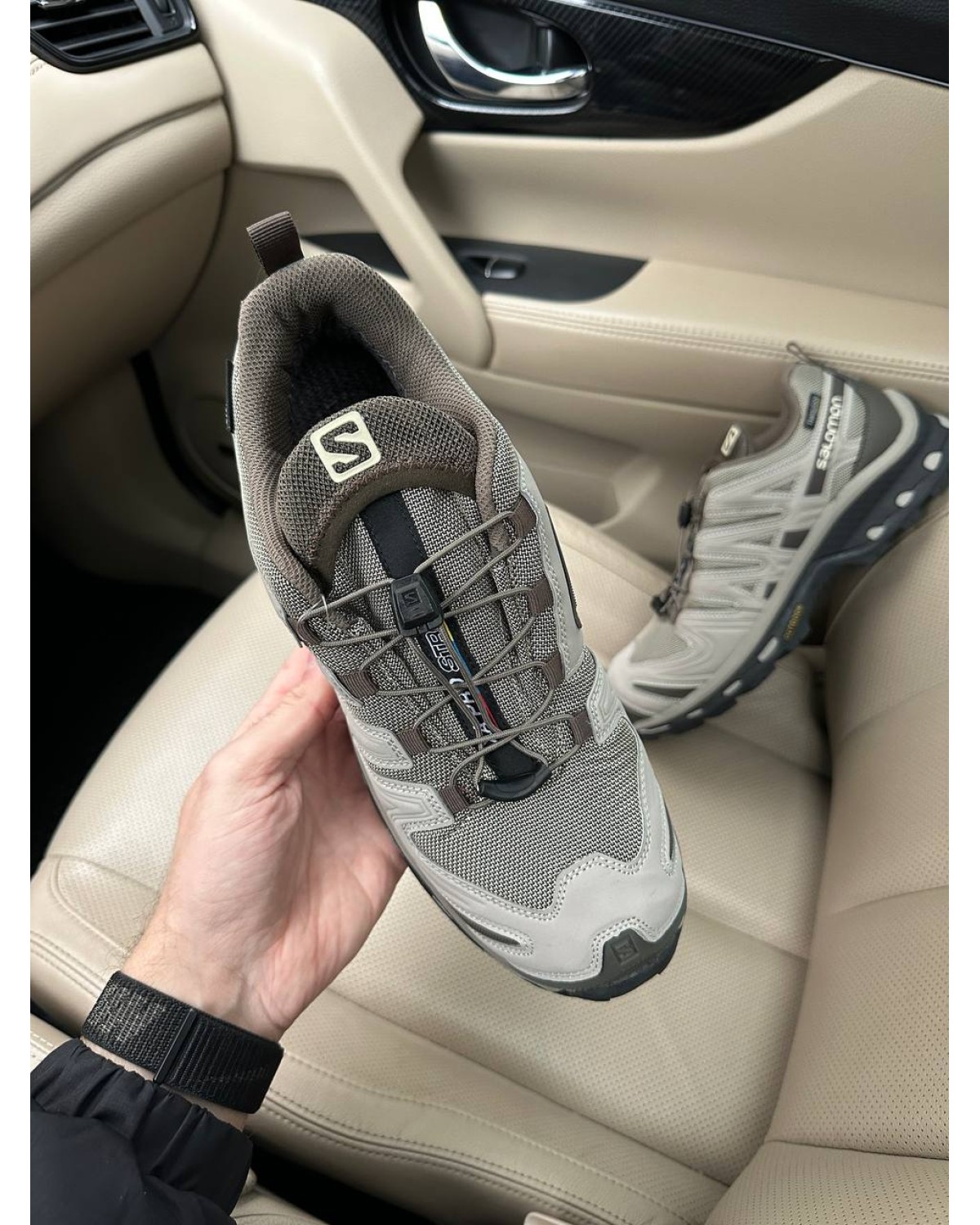 Salomon XA Forces Gore-tex Beige