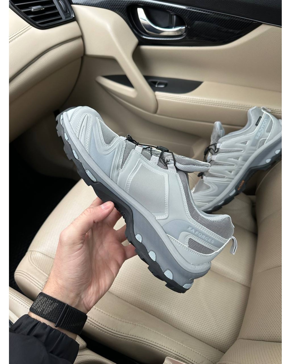 Salomon XA Forces Gore-tex Light Grey