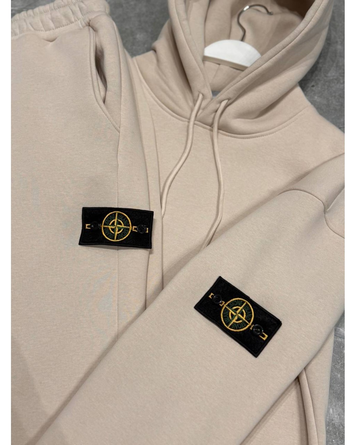 Костюм Stone Island  бежевий