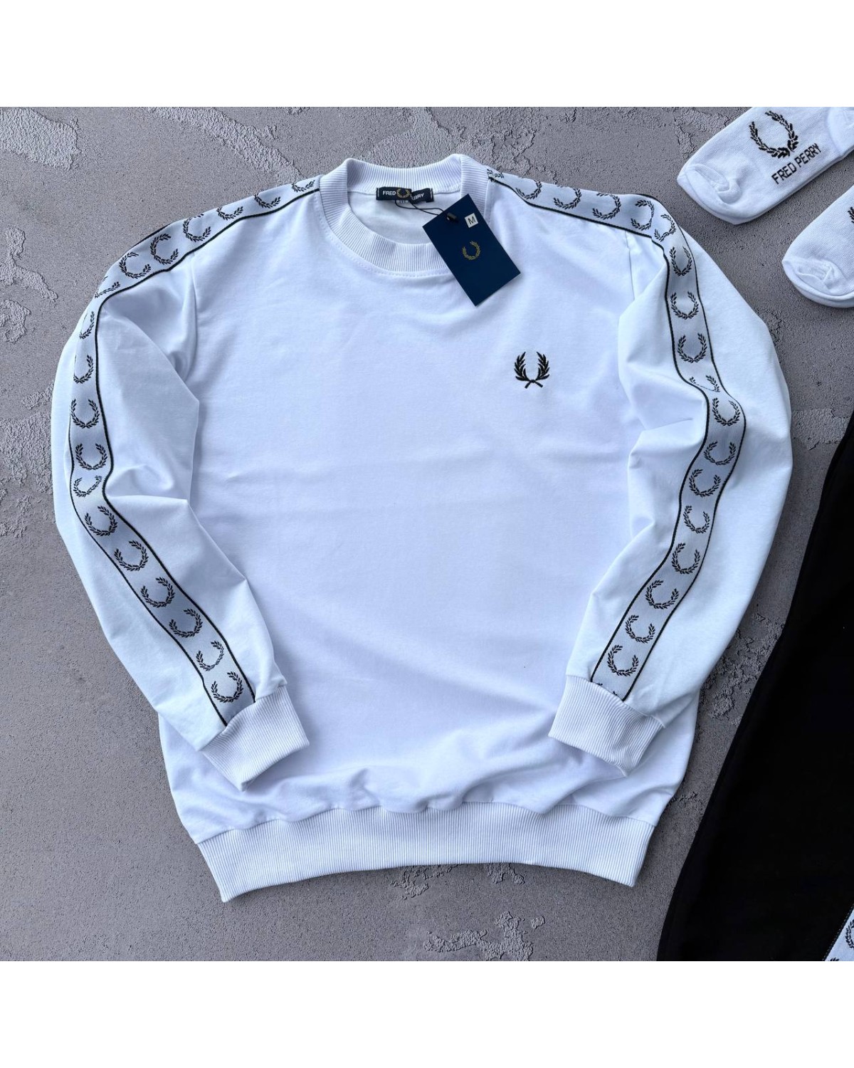 Костюм Fred Perry лампас: світшот - штани чорно - білий