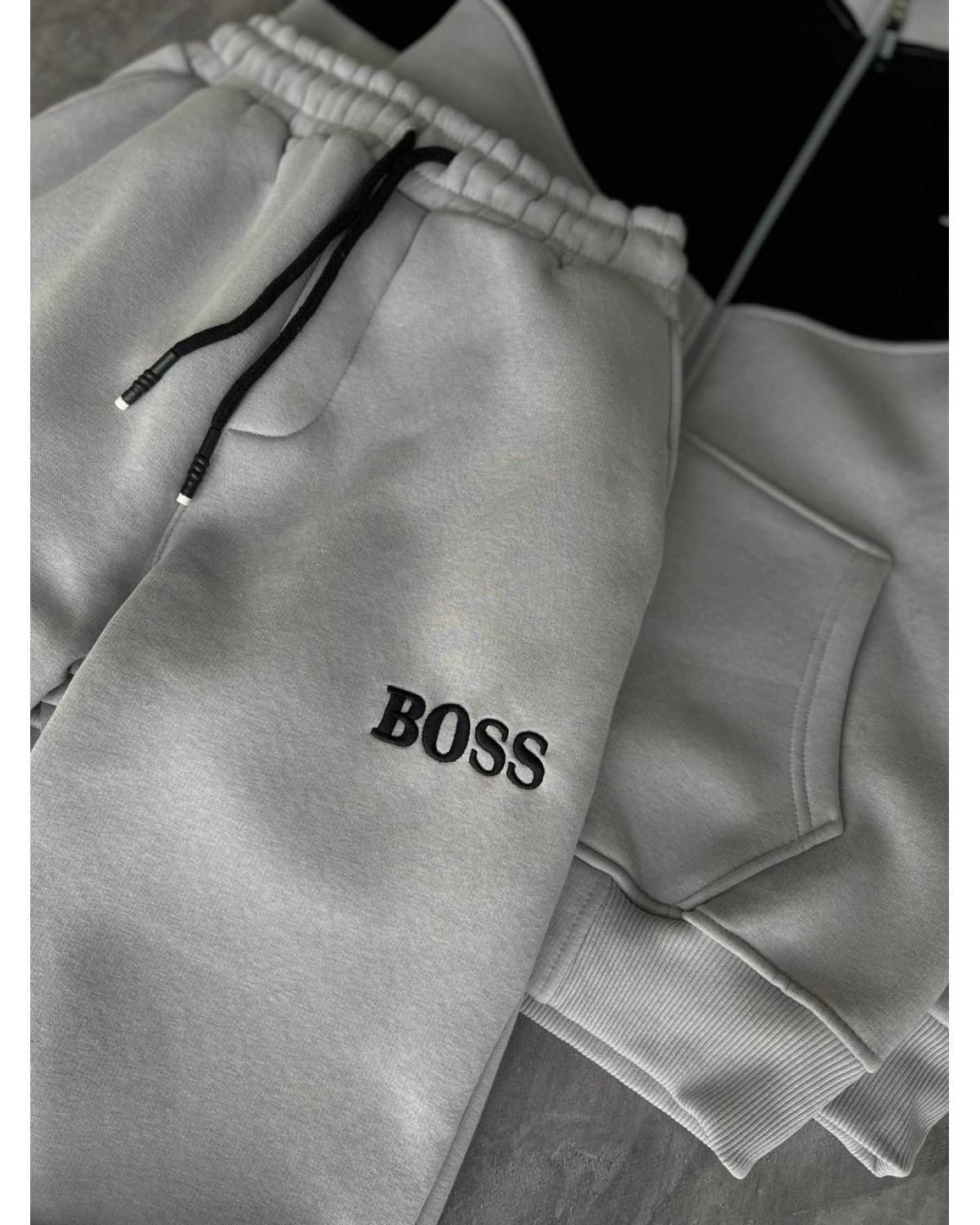 Костюм Hugo Boss сіро - чорний