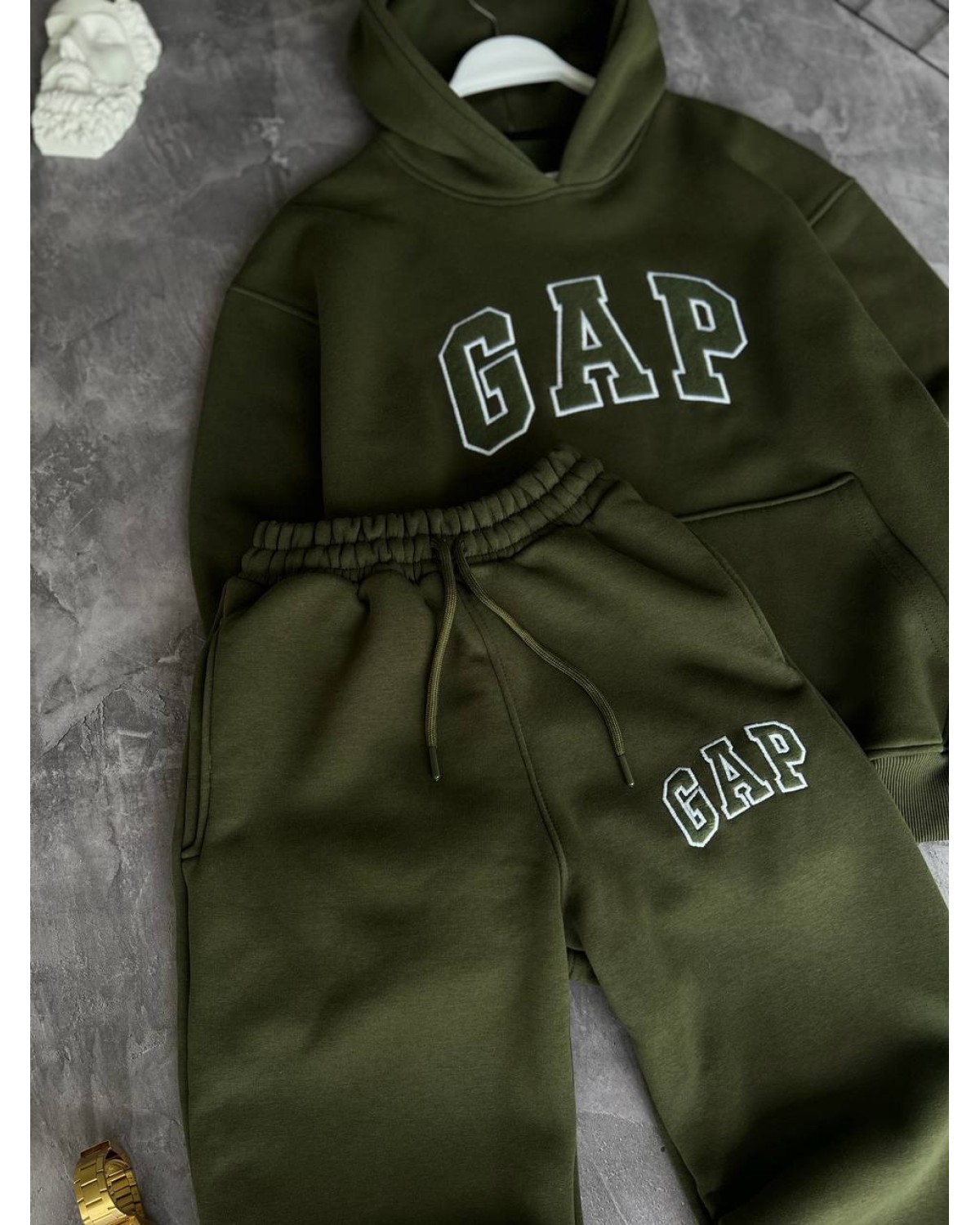 Костюм Gap оливковий