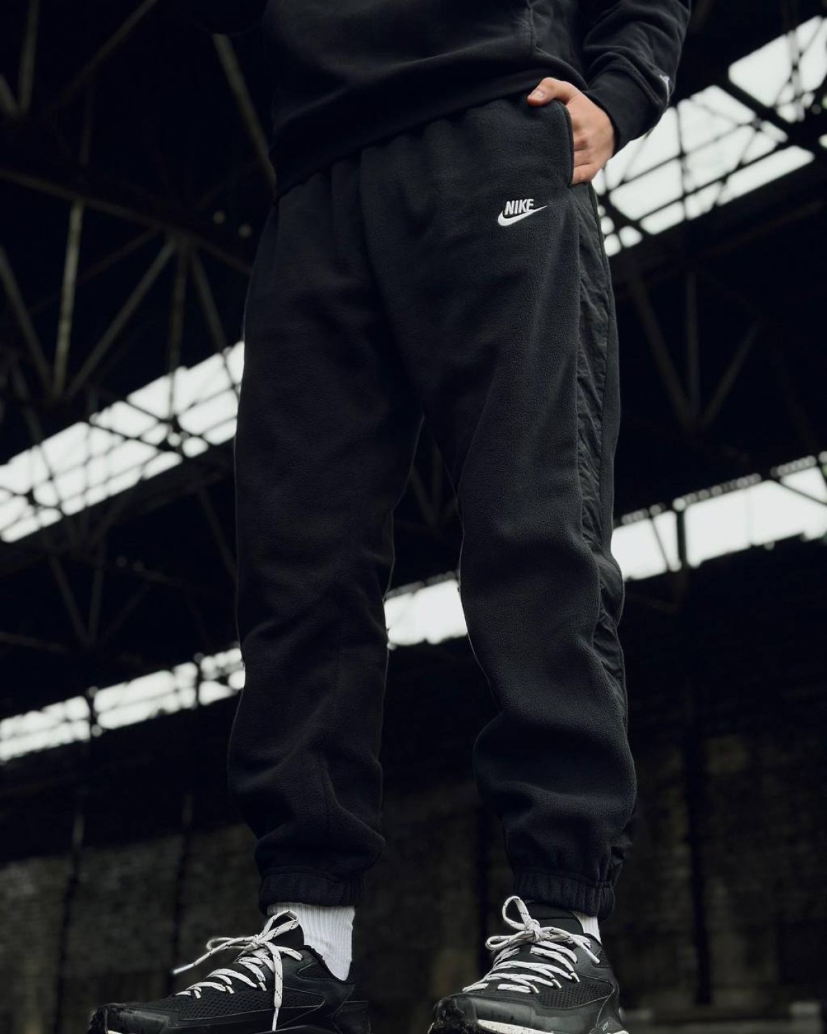 Штани  Nike Sportswear Black чорні