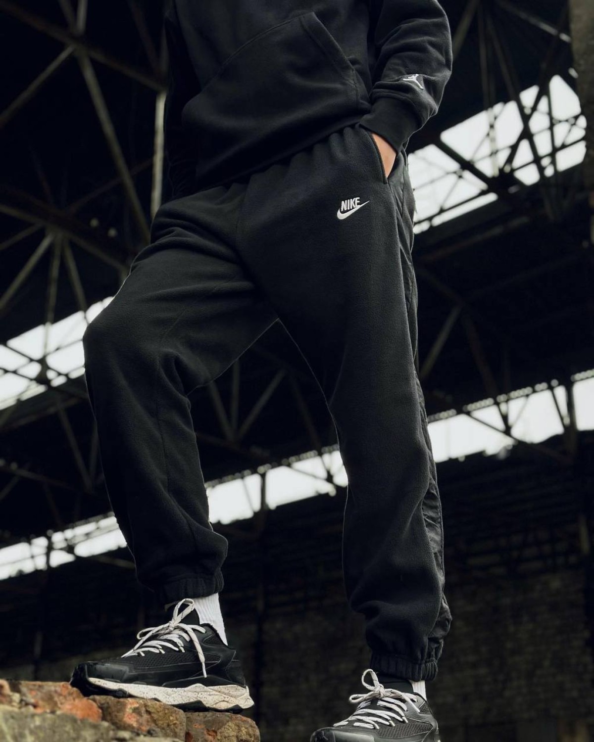 Штани  Nike Sportswear Black чорні