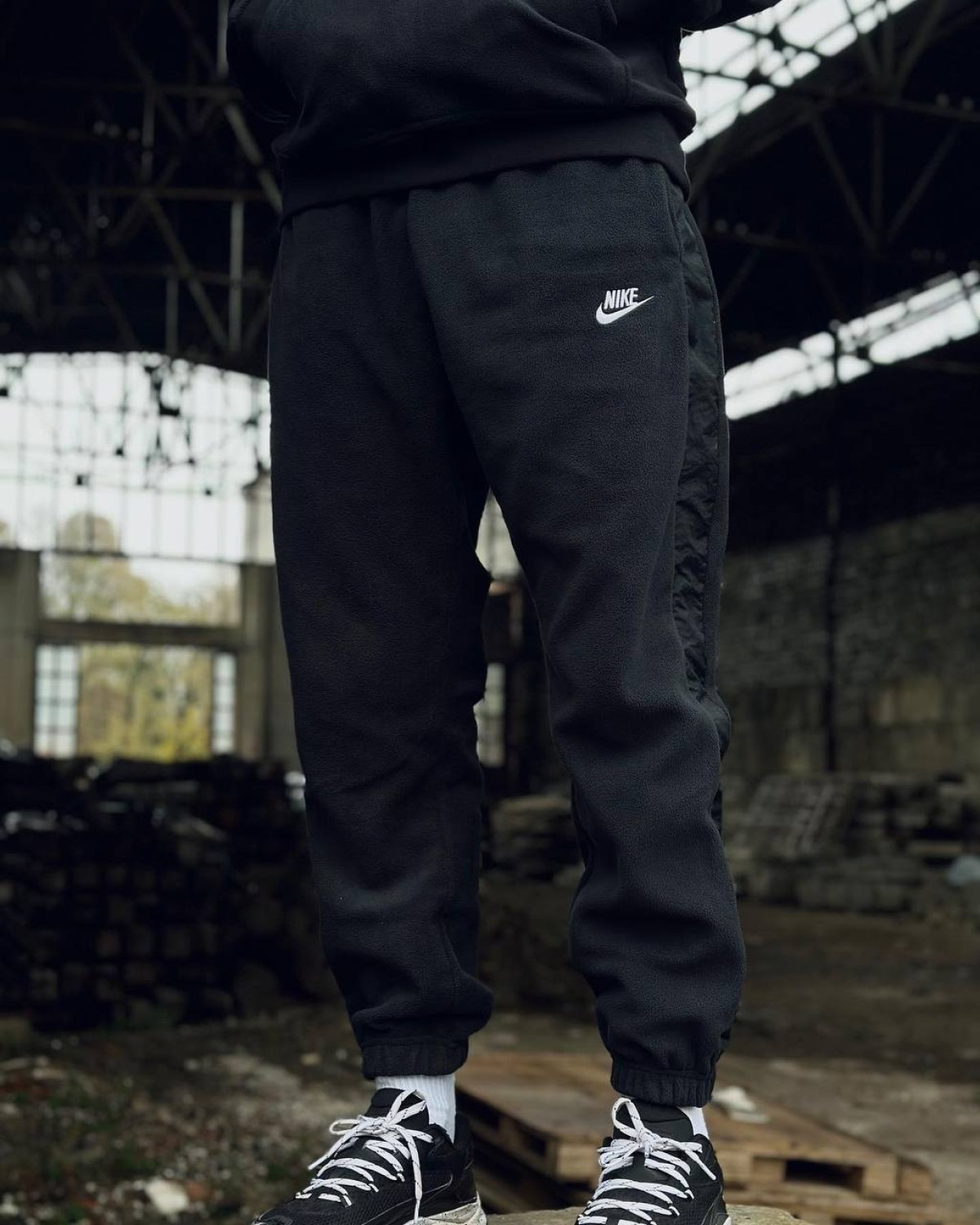 Штани  Nike Sportswear Black чорні