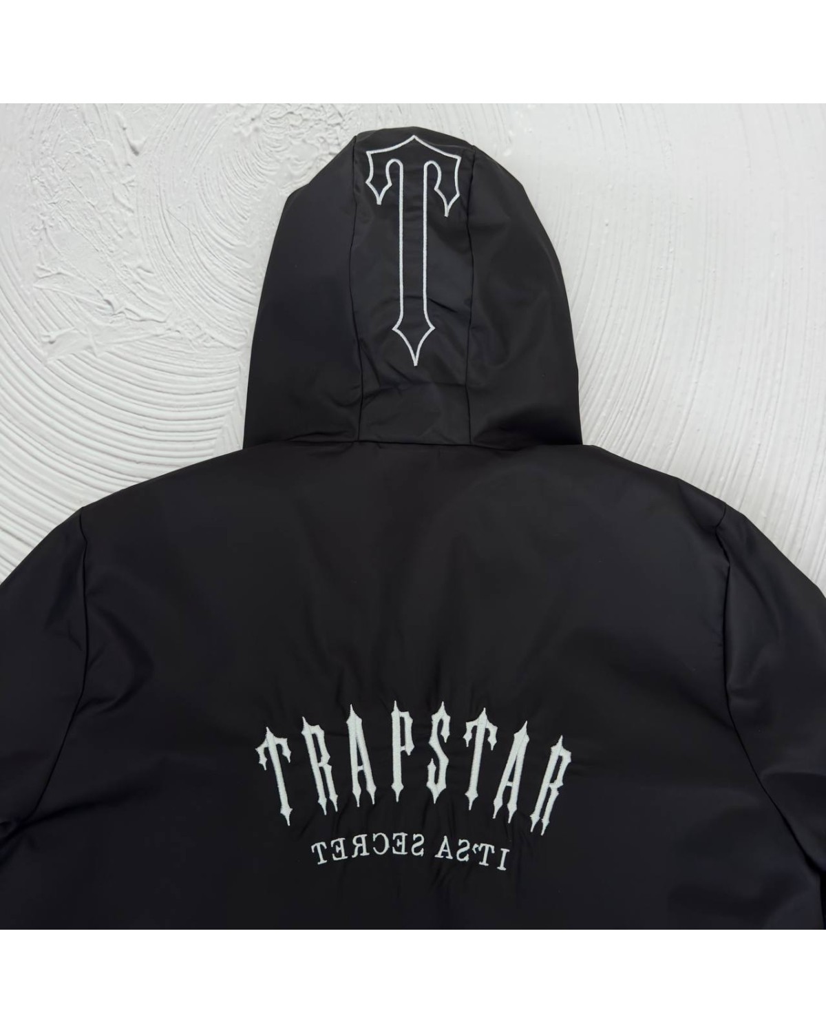 Вітрівка TrapStar чорна