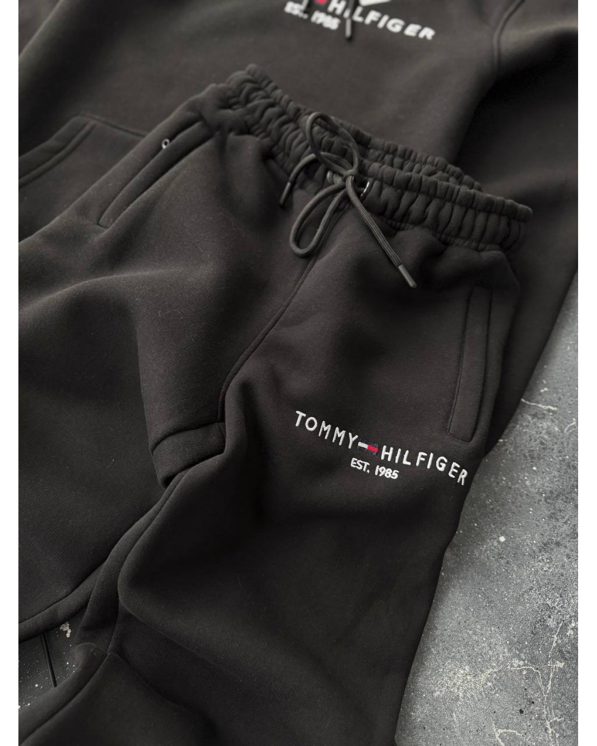 Спортивний костюм Tommy Hilfiger чорний