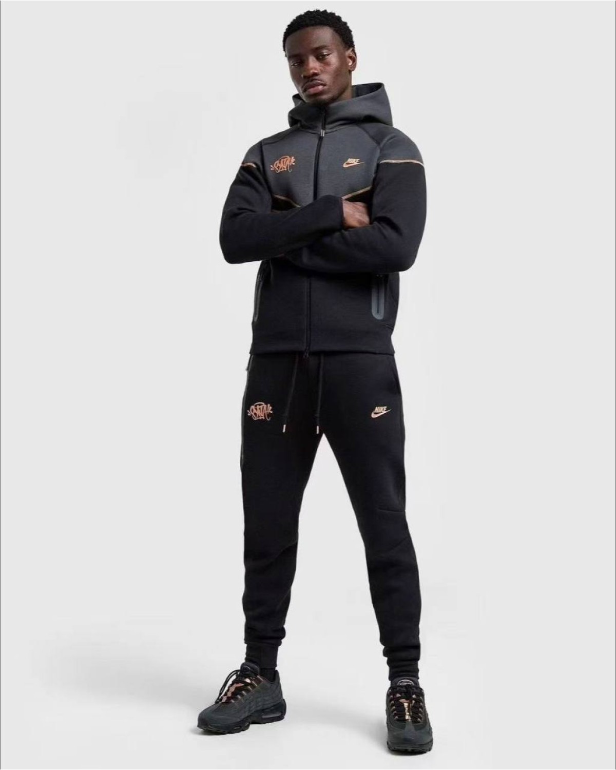 Костюм Nike Tech Fleece чорно - сірий