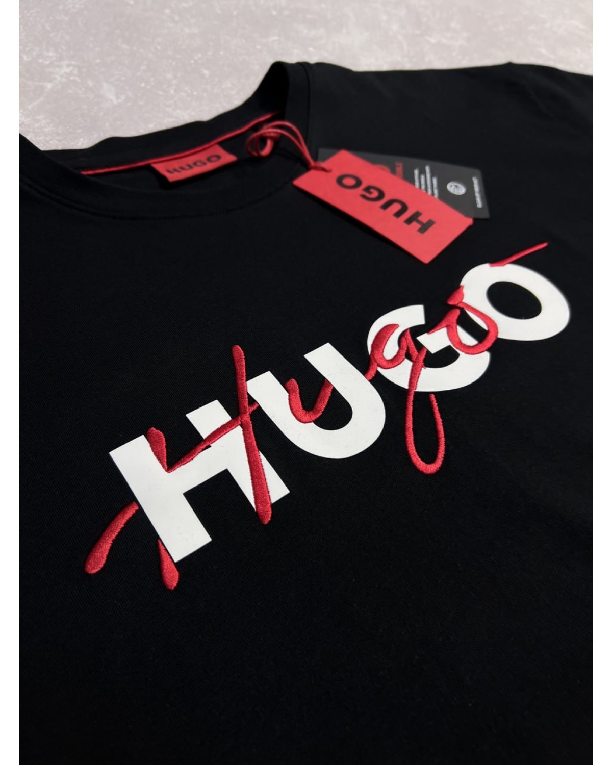 Футболка Hugo Boss чорна