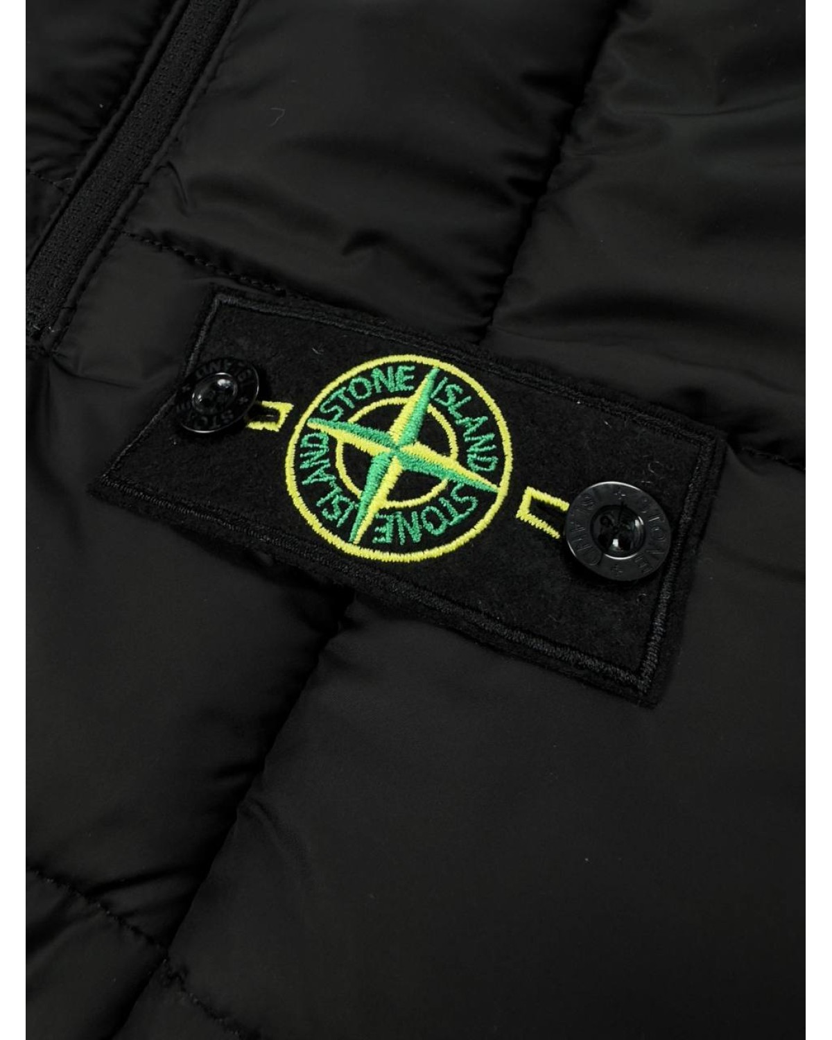 Водовідштовхувальна жилетка Stone Island чорна