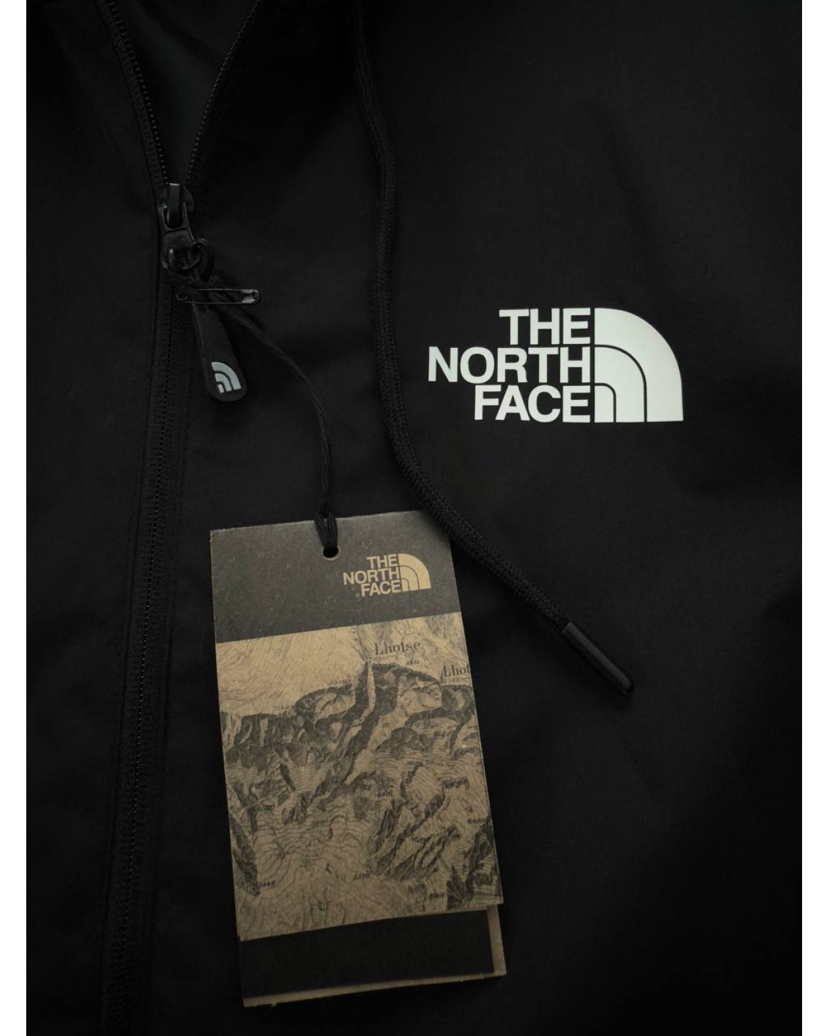 Водовідштовхувальна вітрівка The North Face чорна