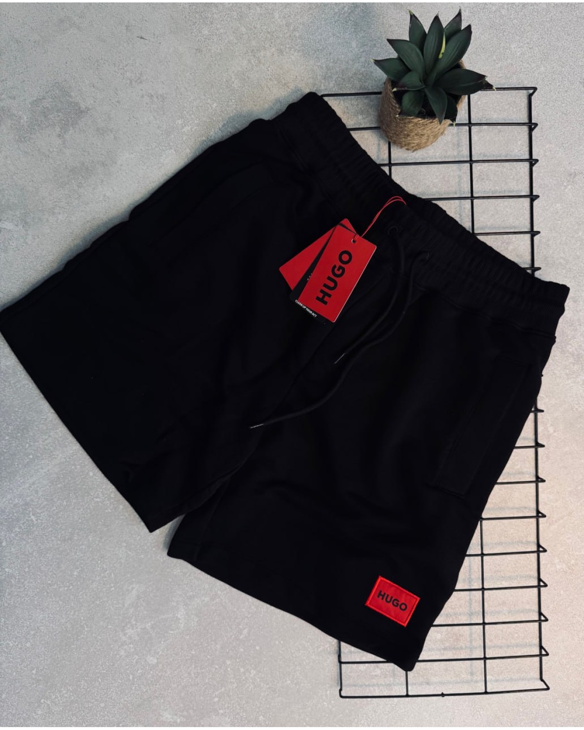 Шорти Hugo Boss чорні