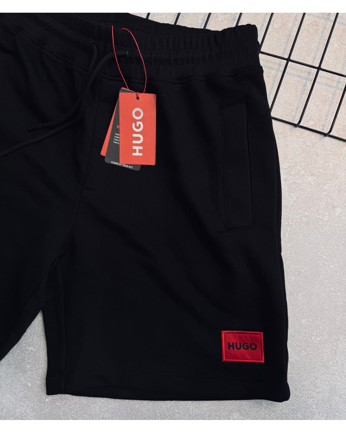 Шорти Hugo Boss чорні