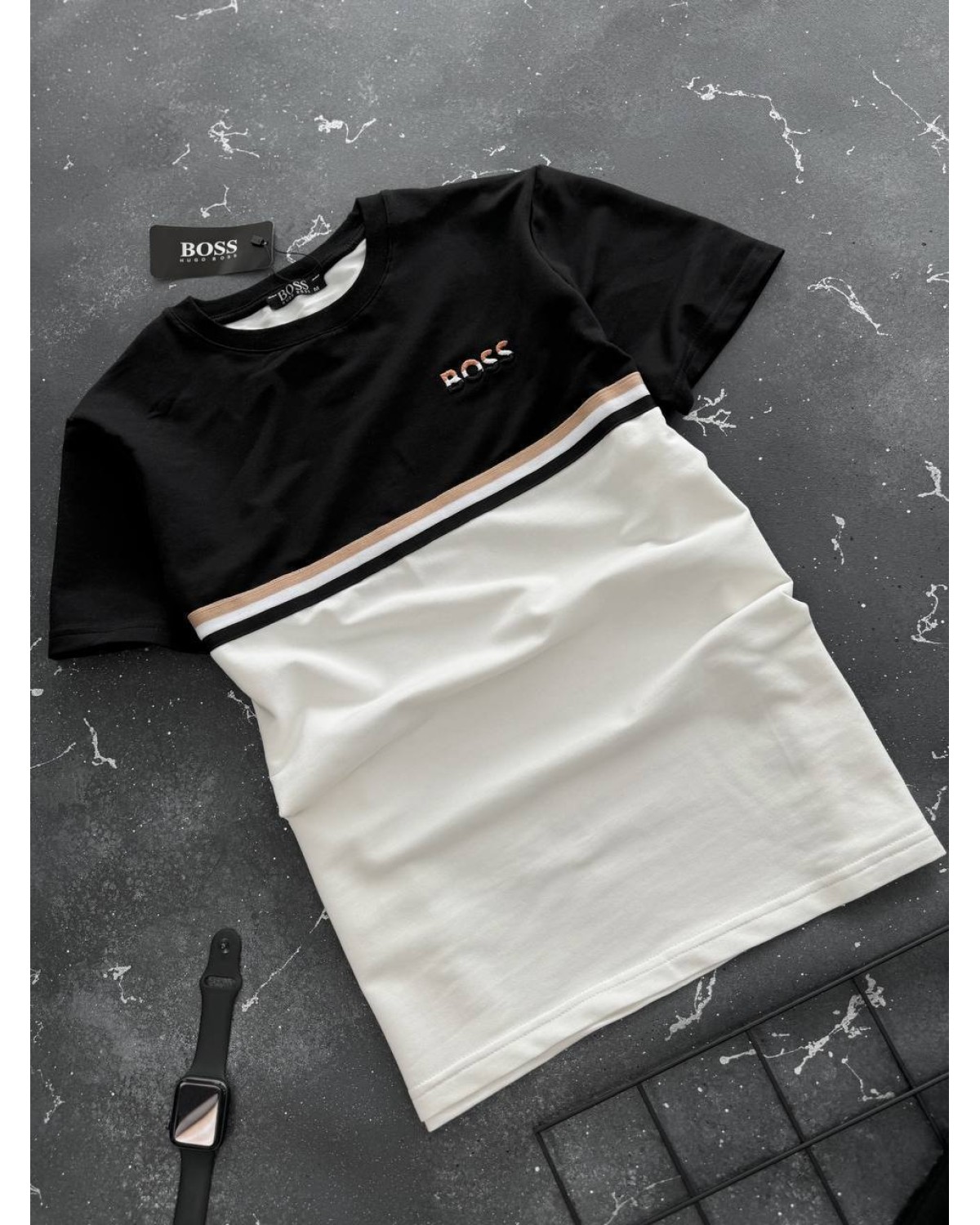 Костюм Hugo Boss чорно - білий