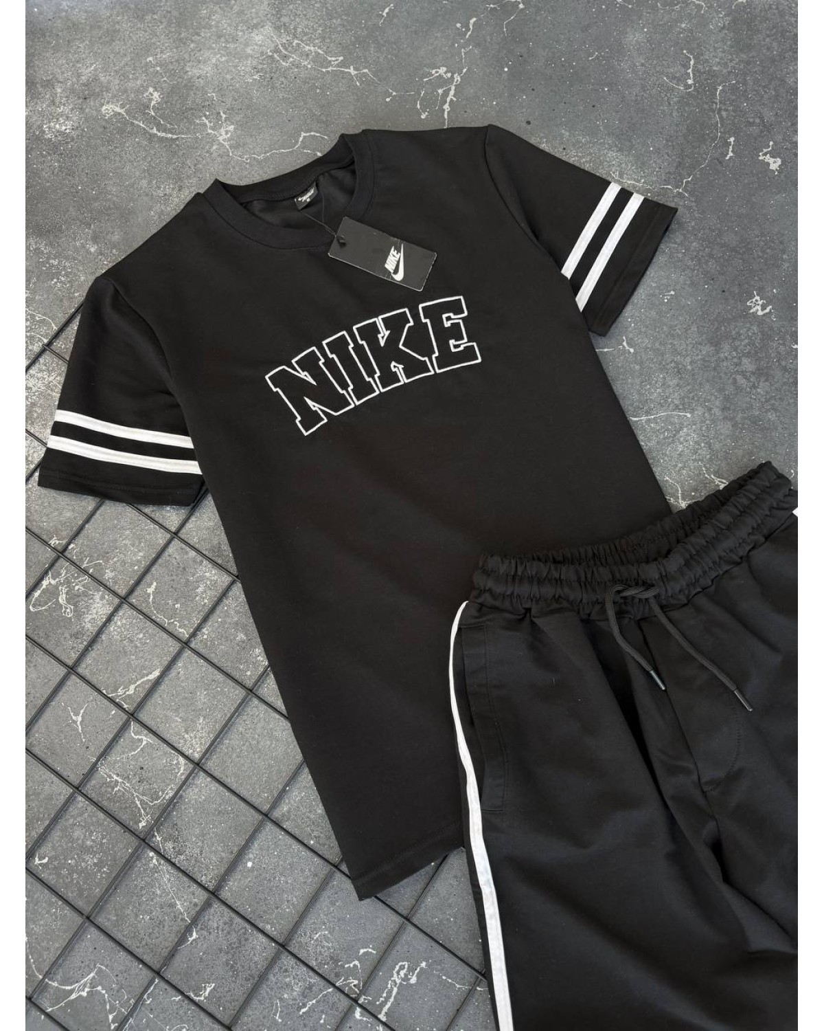 Костюм Nike чорний