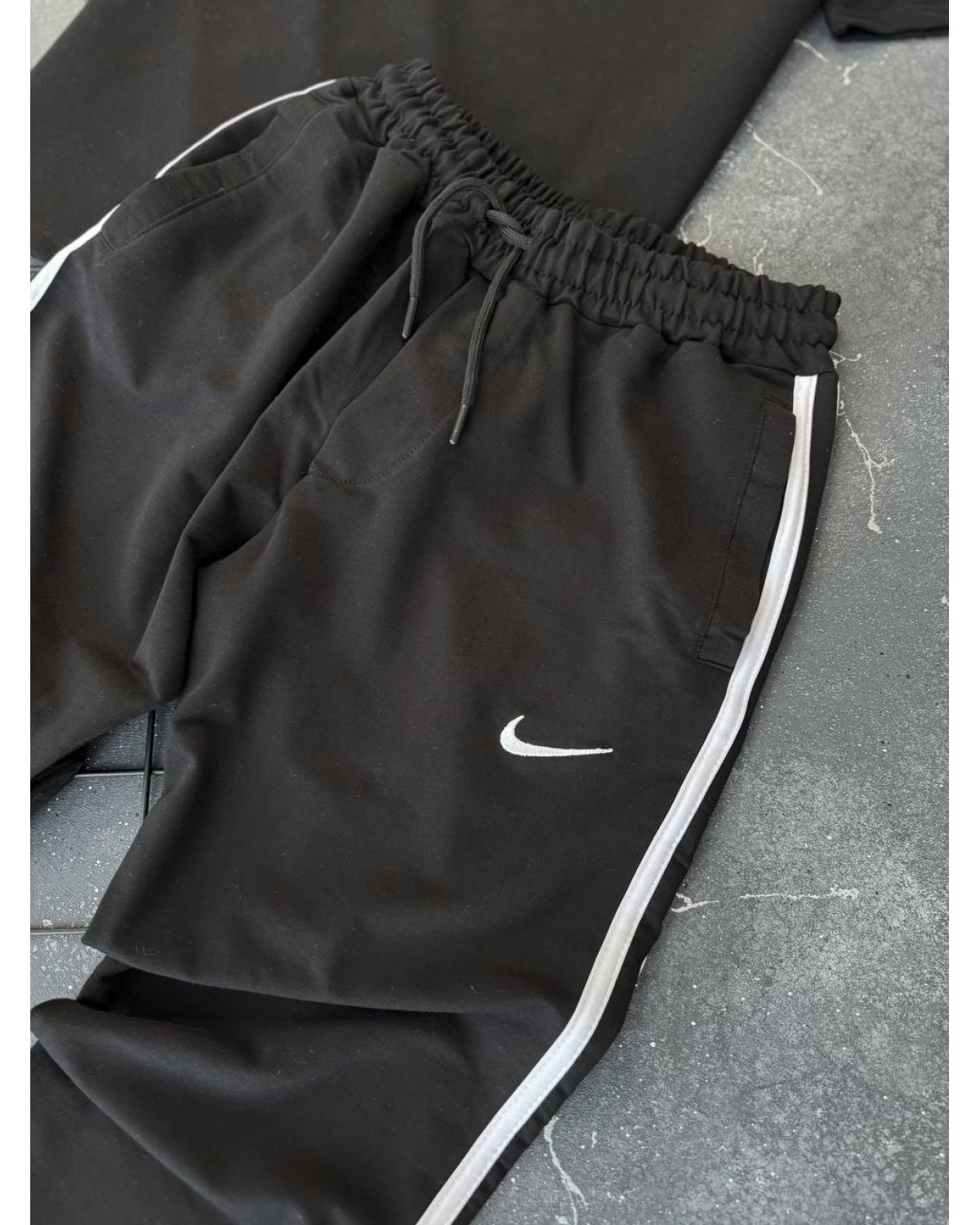 Костюм Nike чорний