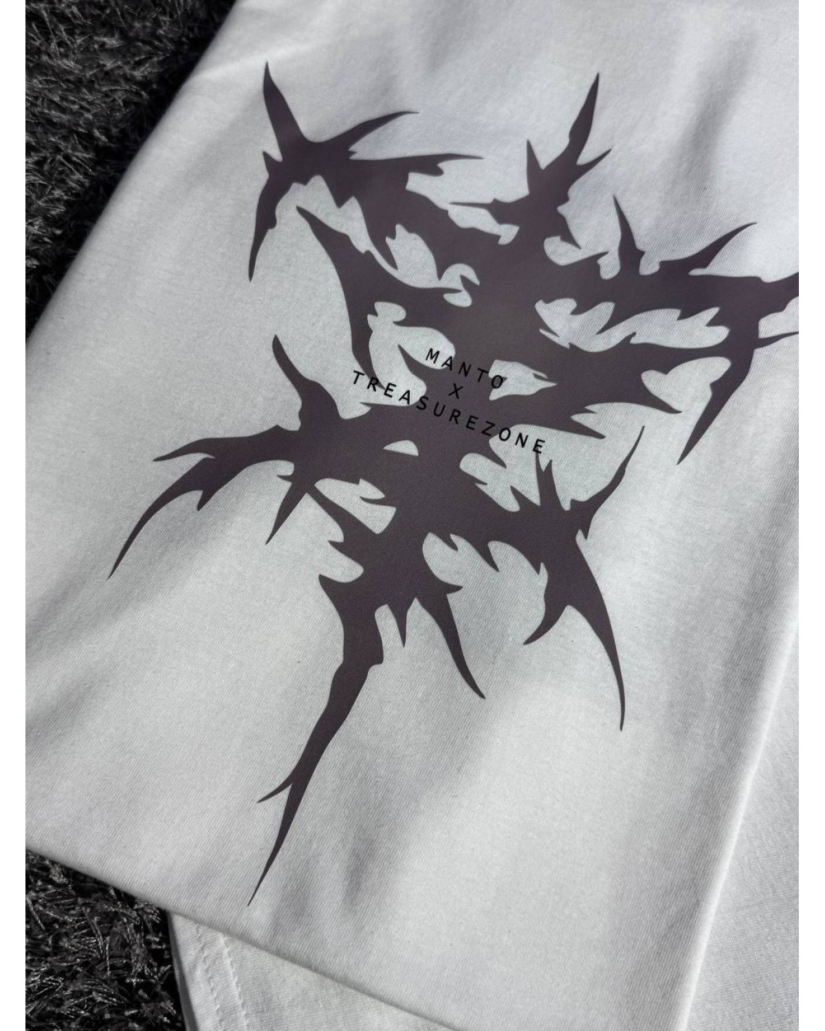Футболка Manto T-Shirt Treasure Zone біла