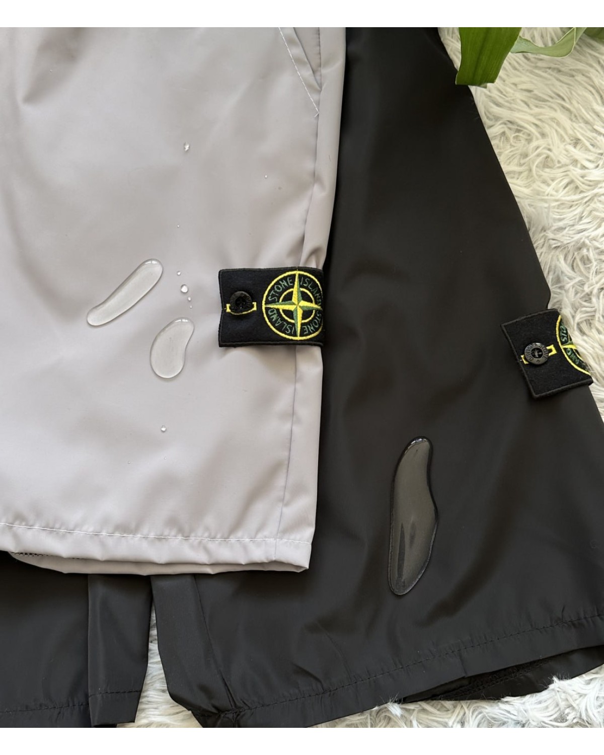 Шорти Stone Island Gore-Tex