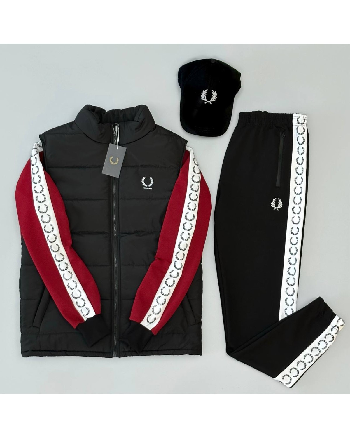 Комплект Fred Perry олімпійка червона х штани чорні х жилетка матова чорна х кепка чорна
