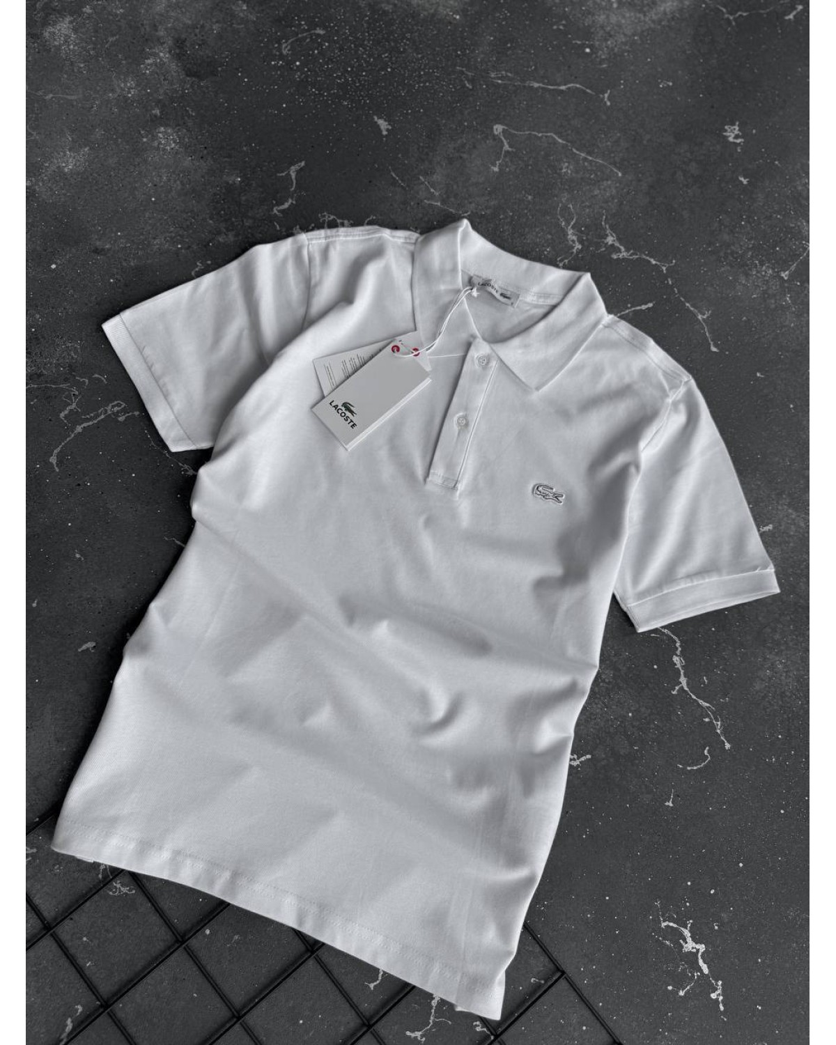 Футболка поло Lacoste біла