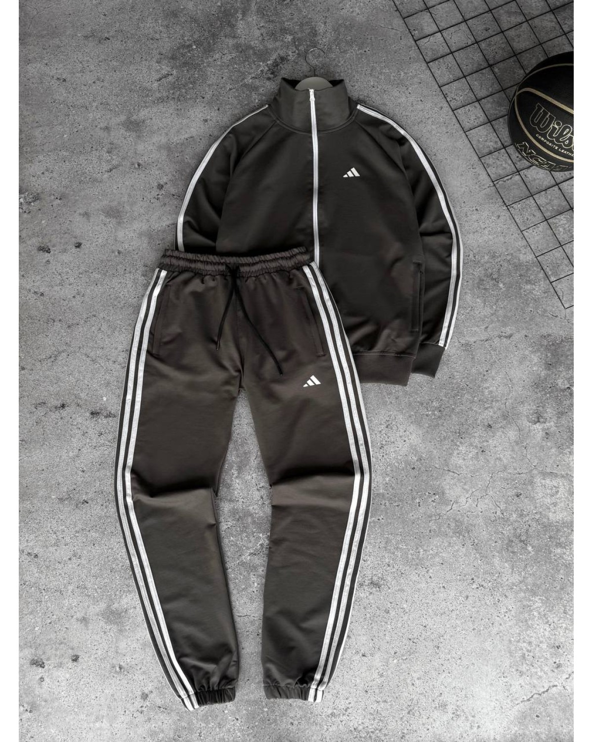 Костюм Adidas