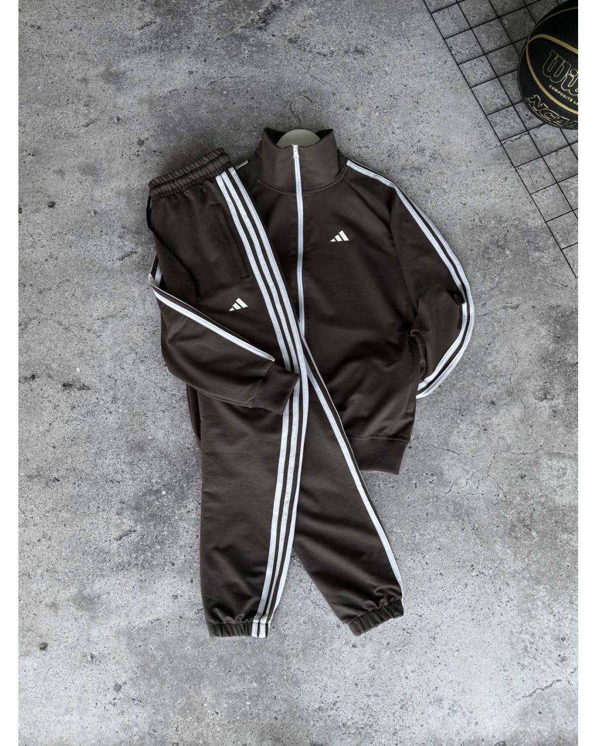 Костюм Adidas