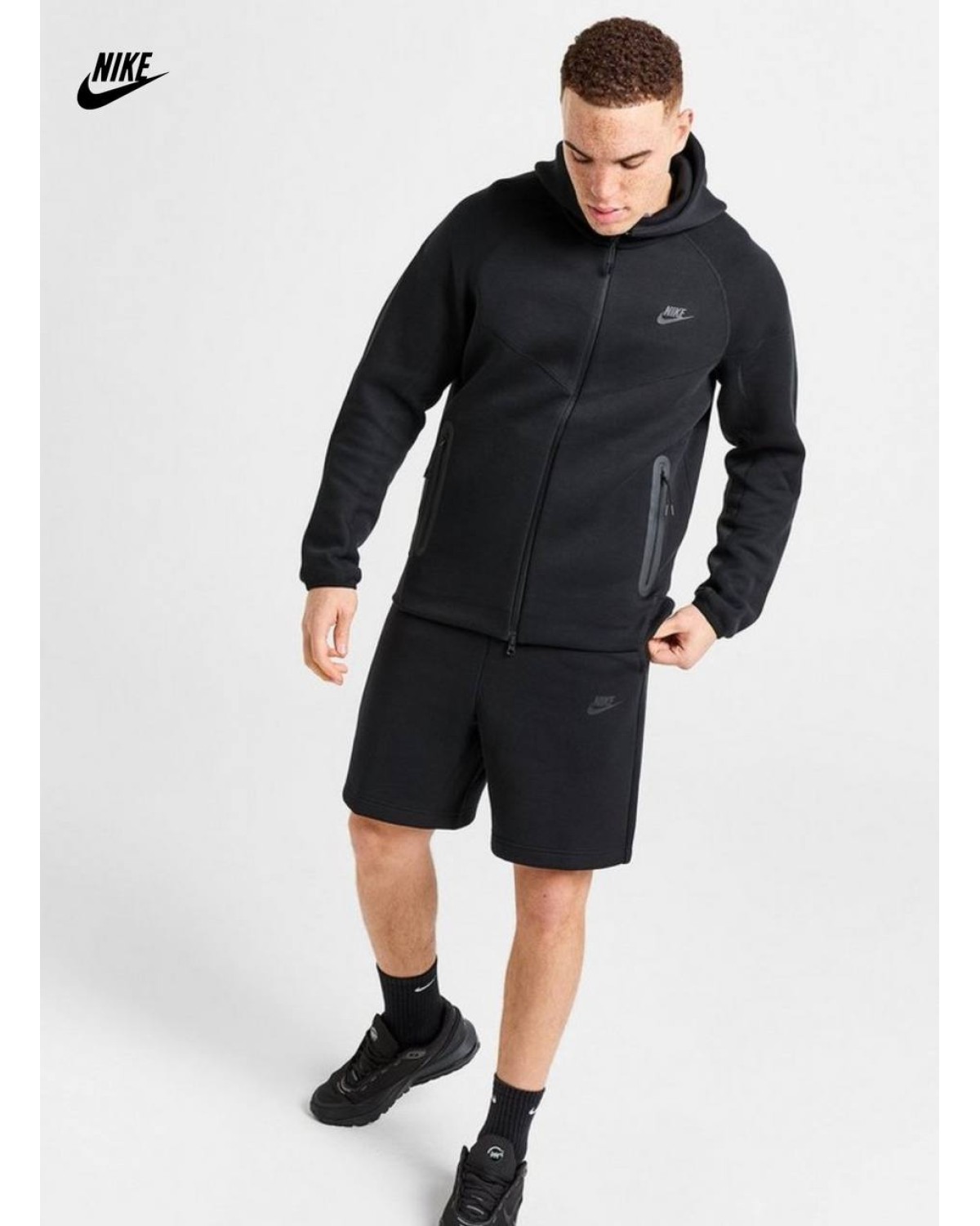 Шорти Nike Tech Fleece чорні