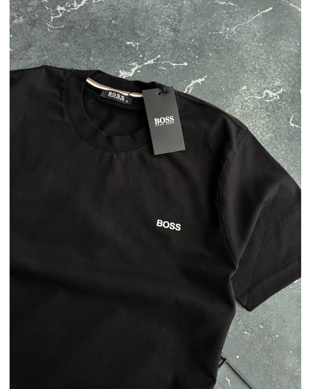 Футболка Hugo Boss чорна