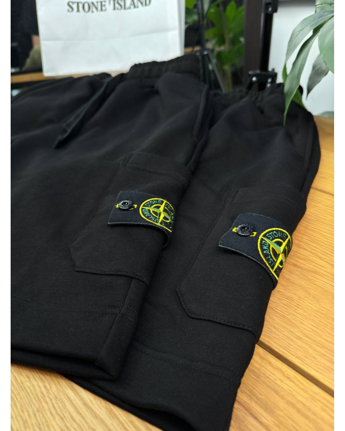Шорти котонові Stone Island чорні