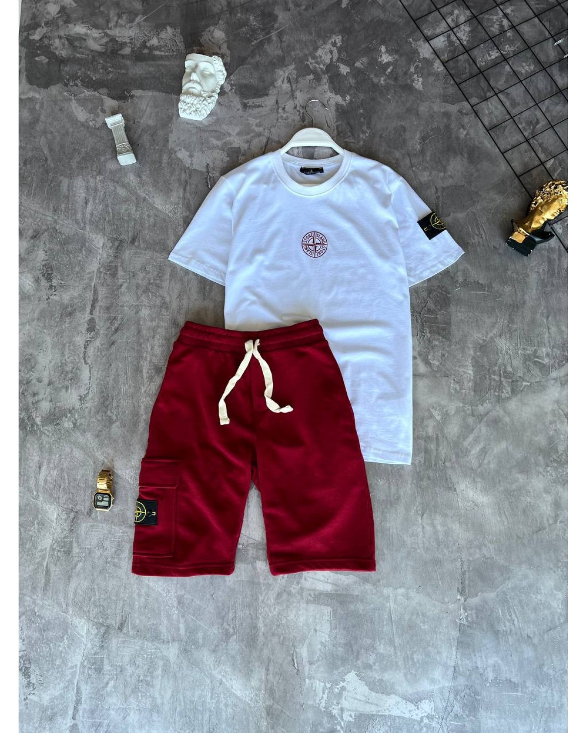 Комплект Stone Island біла футболка x бордові шорти