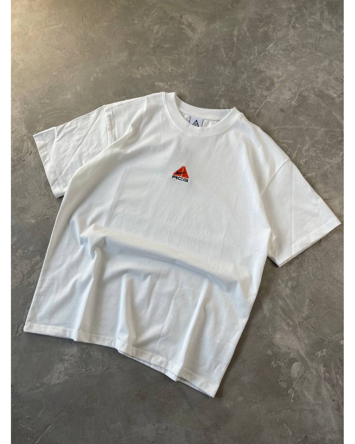 Футболка Nike ACG біла