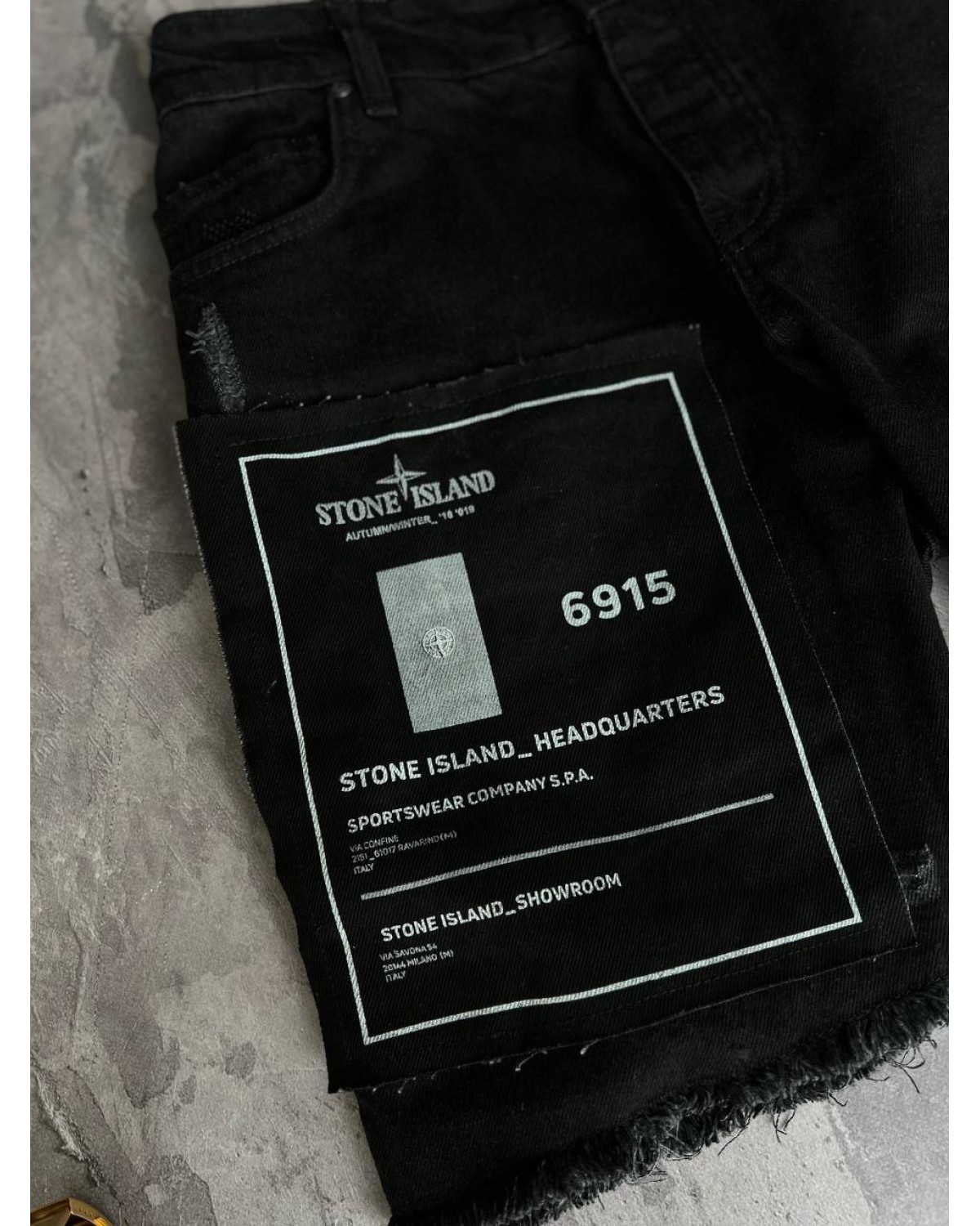 Джинсові шорти Stone Island чорні
