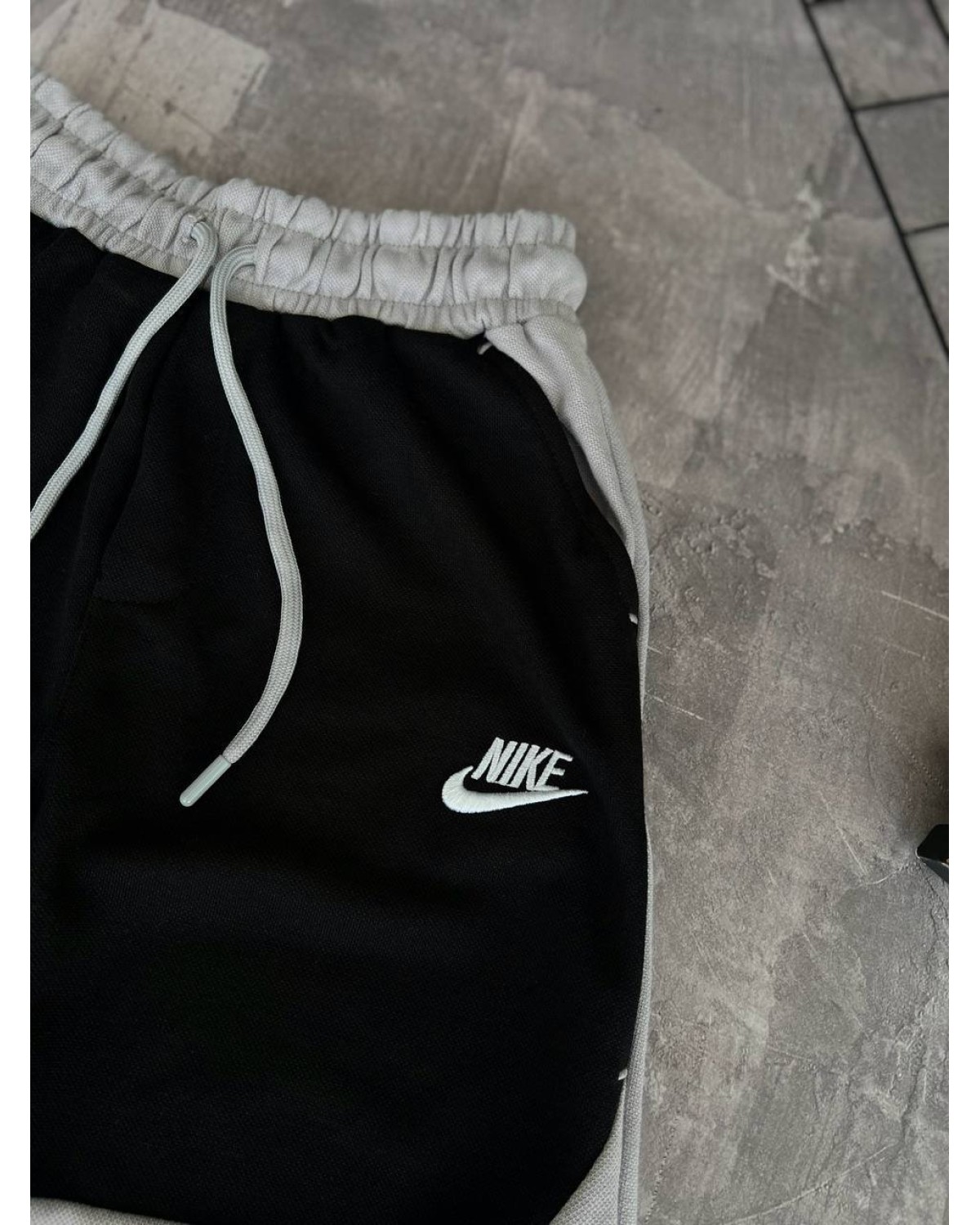 Шорти Nike