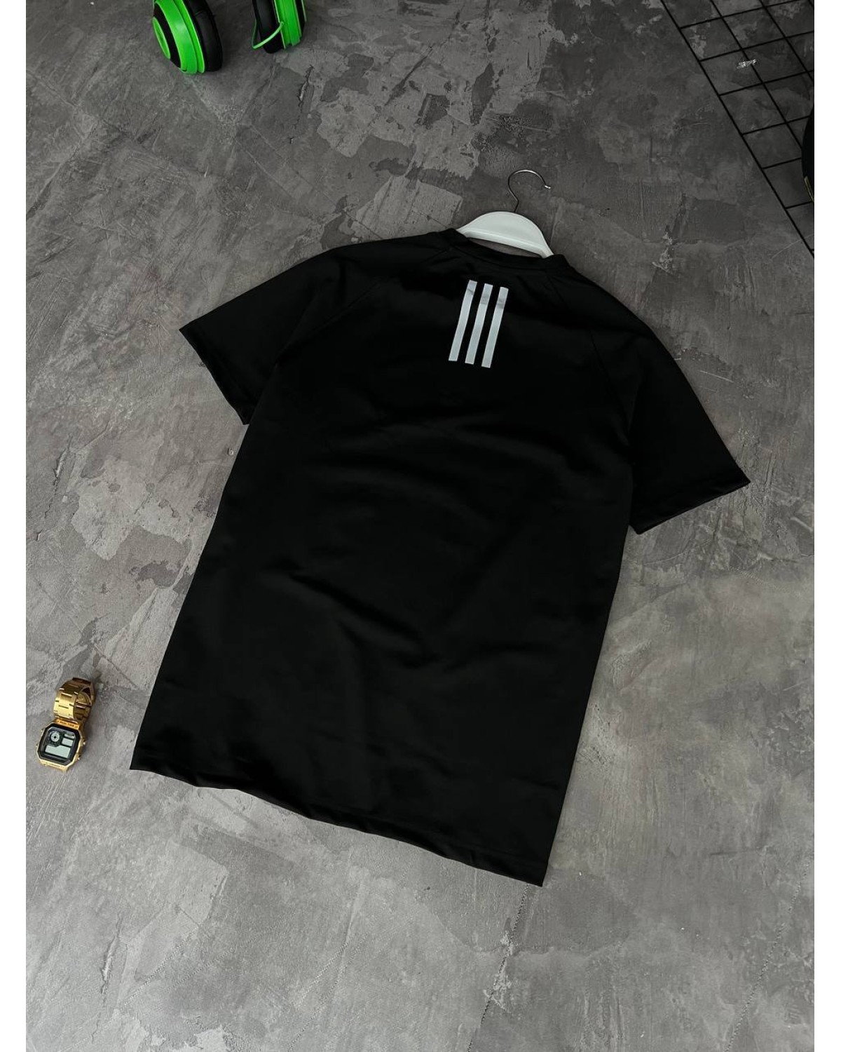 Футболка Adidas чорна