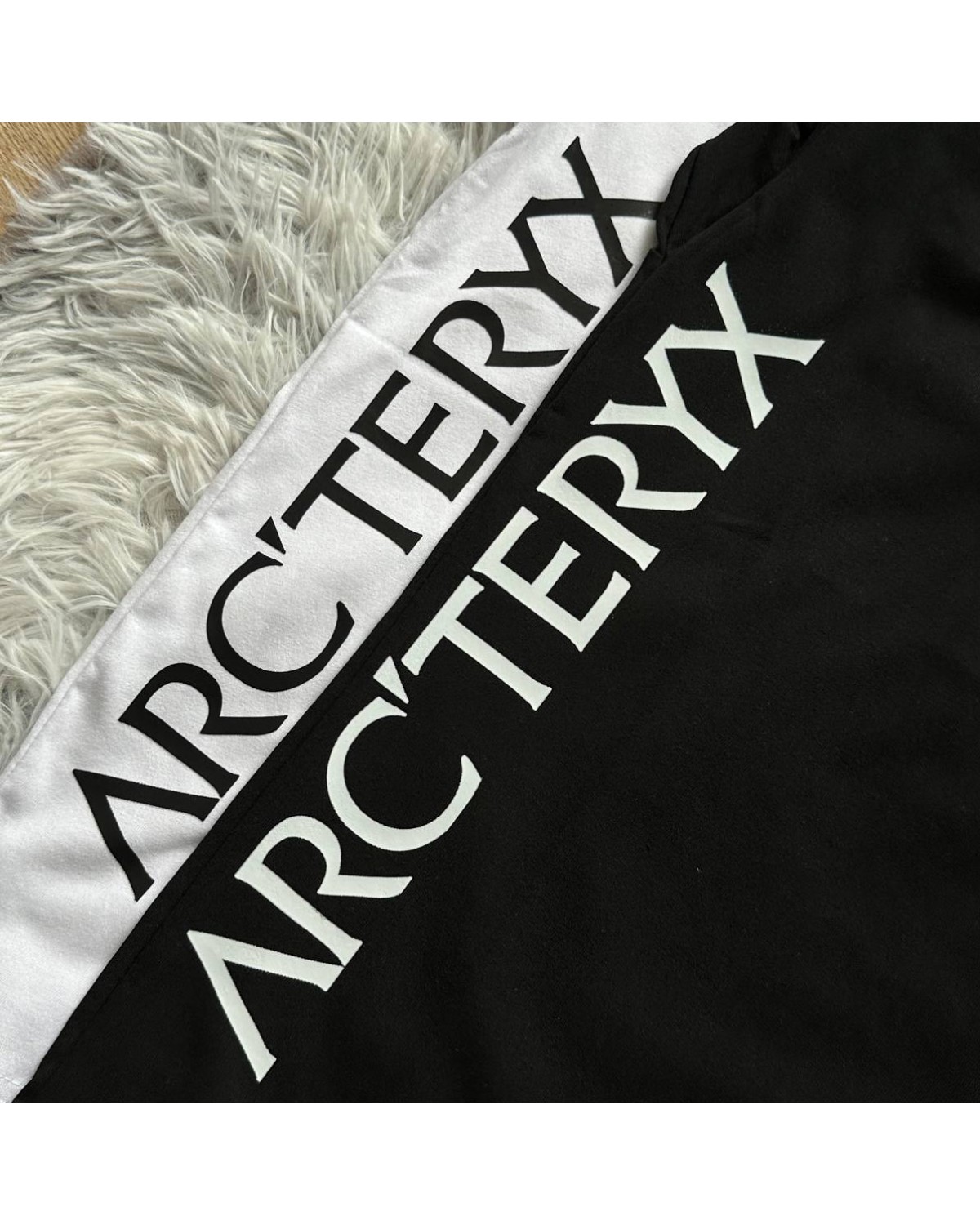 Футболка Arcteryx Norvan Downword logo