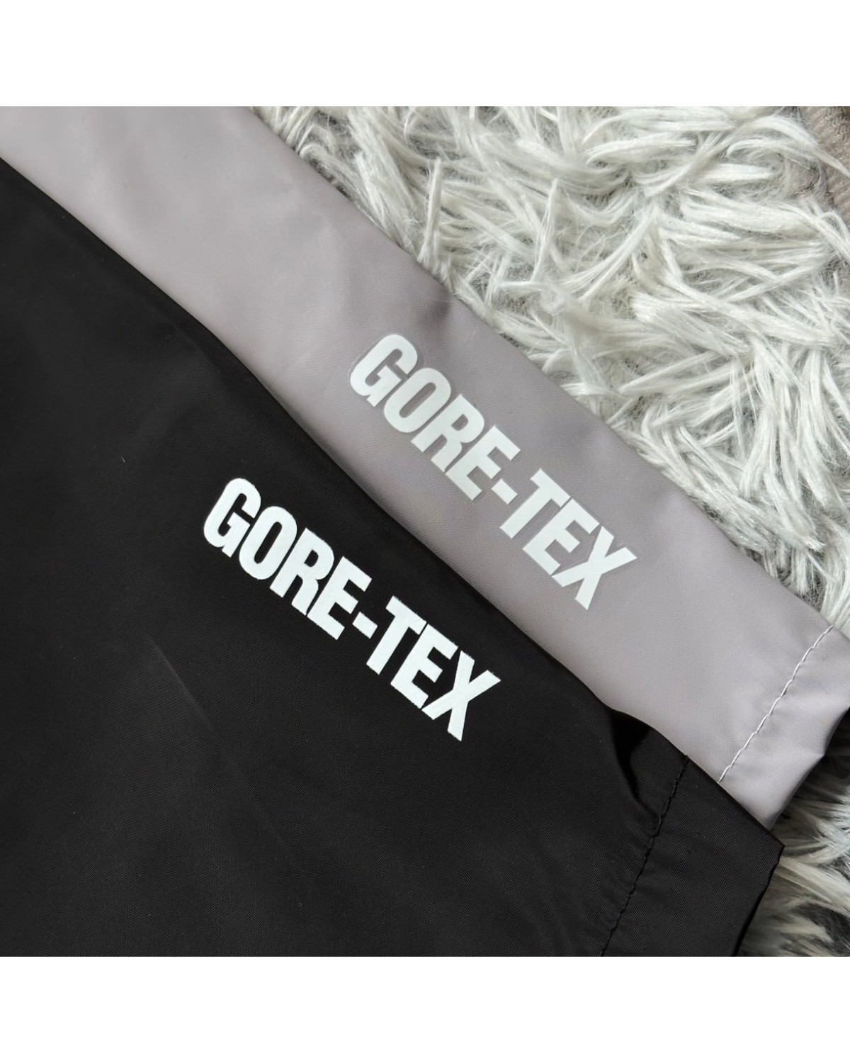 Шорти Arcteryx Gore-Tex