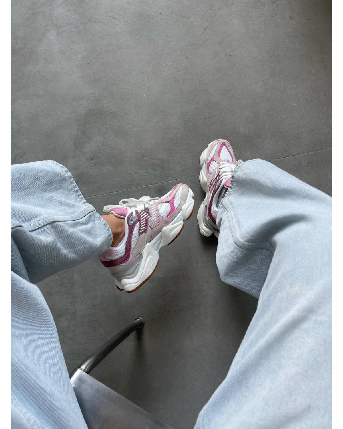 New Balance 9060